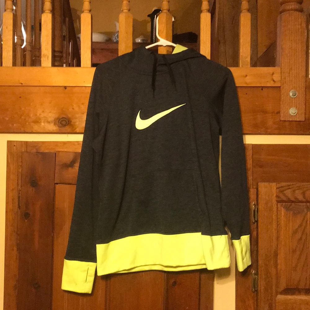 Nike Therma-Fit Hoody